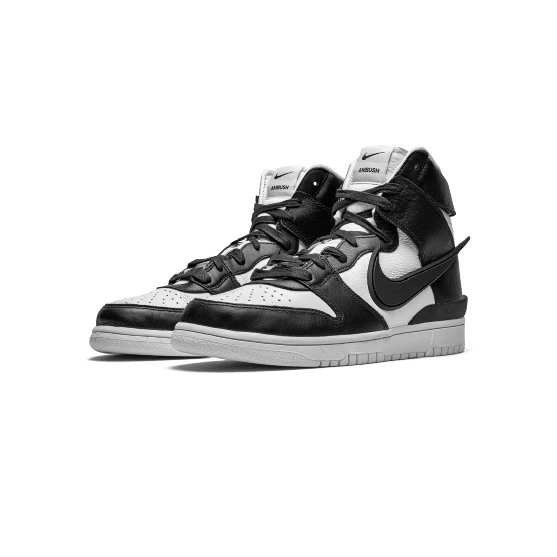 DUNK HIGH AMBUSH BLACK WHITE