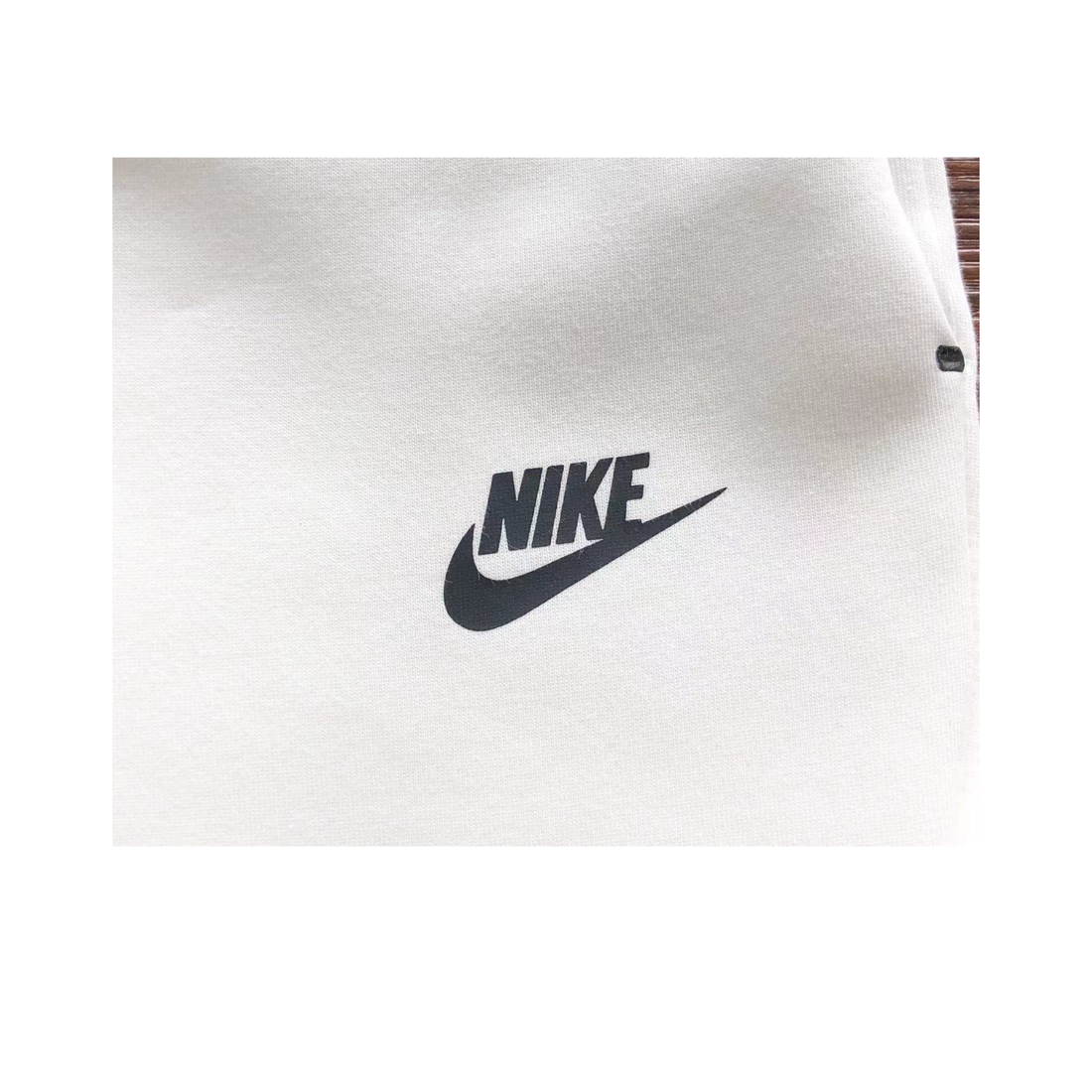 TECH SHORTS – WHITE
