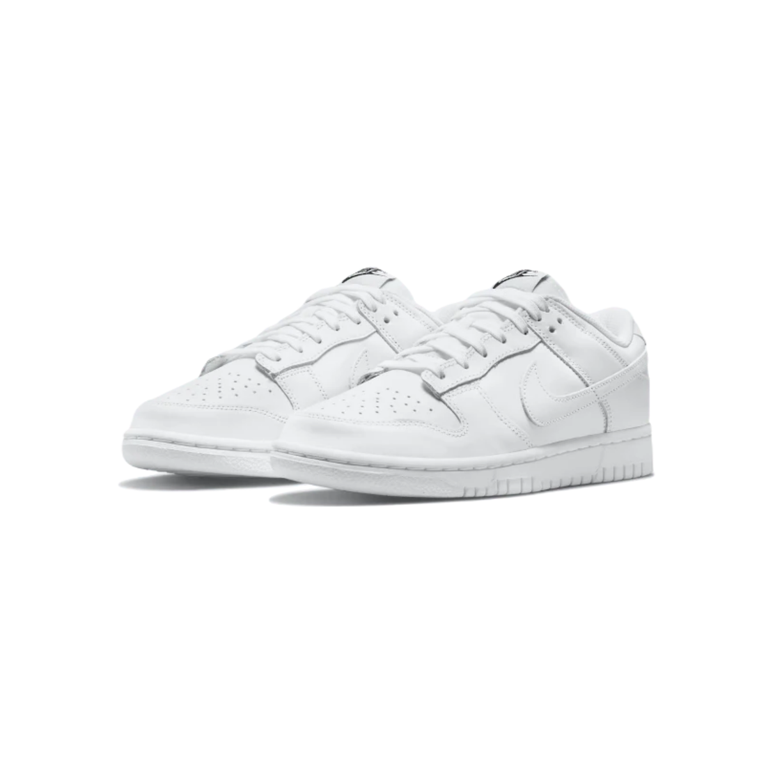DUNK LOW TRIPLE WHITE